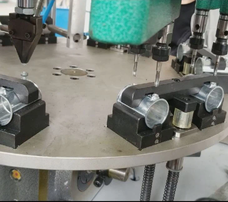 Automatic Tapping And Screwing Machine